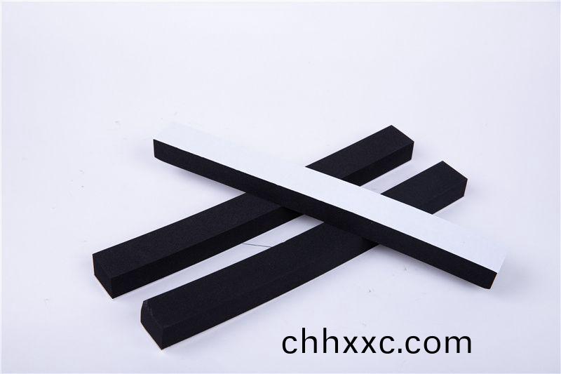 CR減(jian)震保溫(wen)條(tiao)